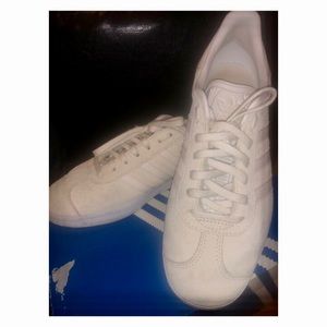 Adidas Gazelle lightly used